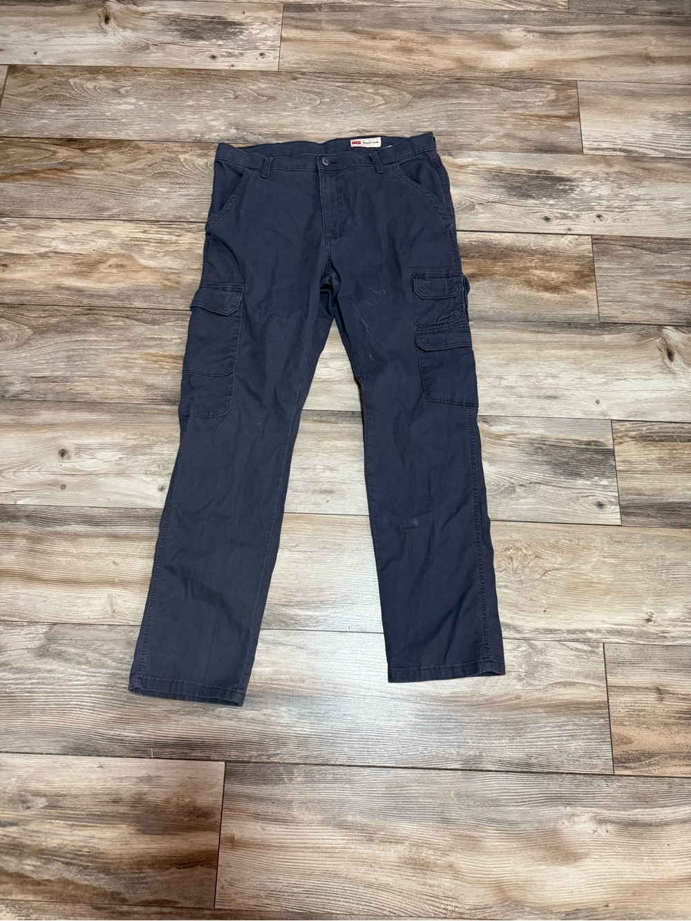 Wrangler Gray Cargo Pants with Flap Pockets